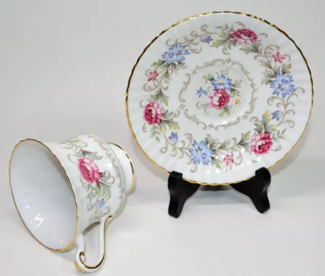 Vintage 1950s Paragon Porcelaine Angleterre Rose Châtelaine De Tasse et Soucoupe 2