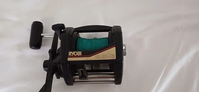 Moulinet De Peche Ryobi Jamais Servi Type Sv2 Pour Peche En Mer