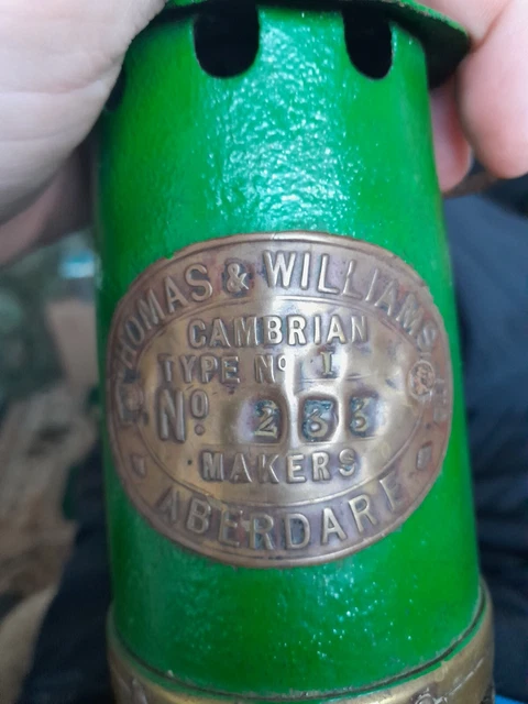 Miners Type Davy Lamp.  E.thomas And Williams Ltd. Aberdare. S.wales. Cambrian