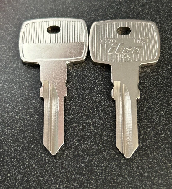 2 CLÉ VIERGES Husqvarna 701 Enduro Supermoto TR650 Tr 650 Strada Terra ...