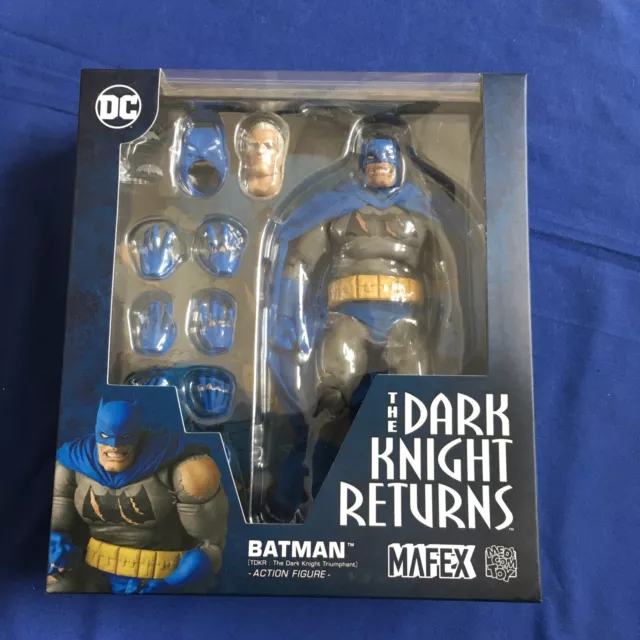 MAFEX The Dark Knight Returns: Triumphant Batman MAFEX The Dark Knight Returns: Triumphant Batman