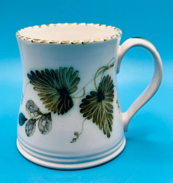 VINTAGE 1970s RYE POTTERY hand painted ceramic vine leaf Sussex cup/mug