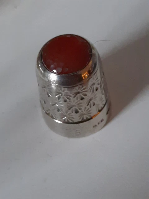Silver Thimble Orange Gem top  John Sanderson & Sons Sheffield 1978 Size 5