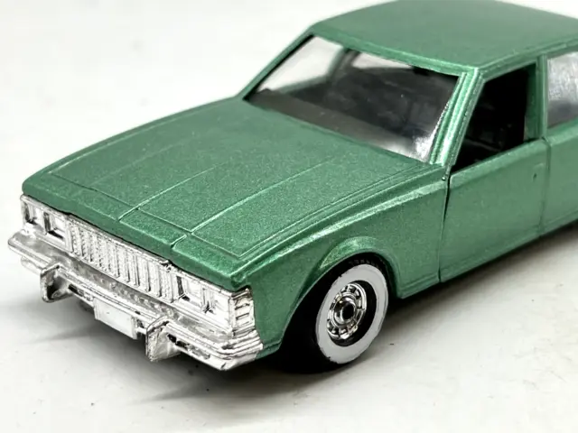 Model Car, Corgi - CHEVROLET CAPRICE CLASSIC, Green