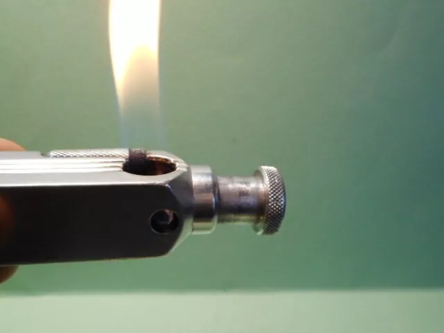 BRIQUET FLAMBEAU LIGHTER Feuerzeug ACCENDINO AANSTEKER léttari ljusare 打火机 ENCEN BRIQUET FLAMBEAU LIGHTER Feuerzeug ACCENDINO AANSTEKER léttari ljusare 打火机 ENCEN