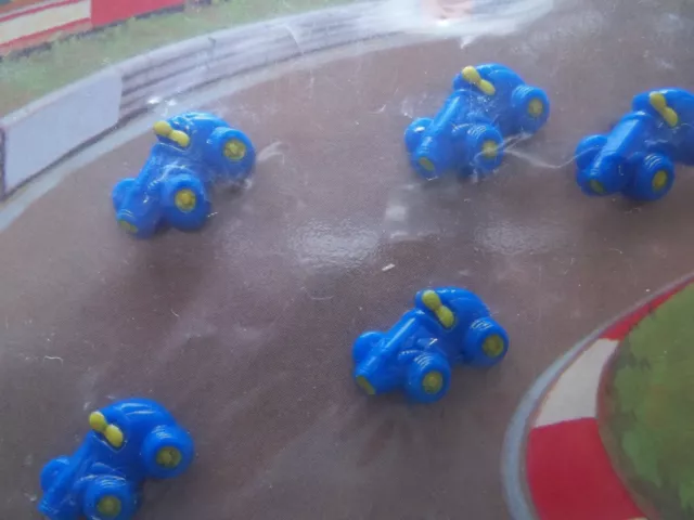 Boutons de voiture de course rugissants AVON, lot de 6, petites voitures de course en plastique, bleu/jaune 2