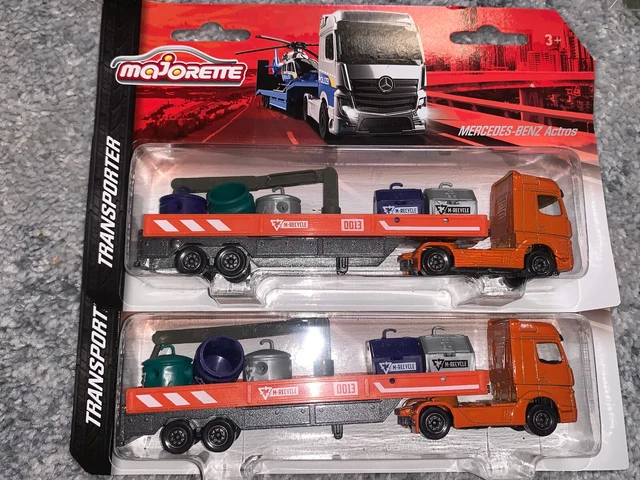 RENAULT MAGNUM + REMORQUE KRONE Fabriqué par Universal Hobbies