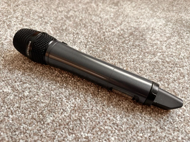Sennheiser Wireless Handheld Microphone G4 with Antenna Combiner and Antennas  6