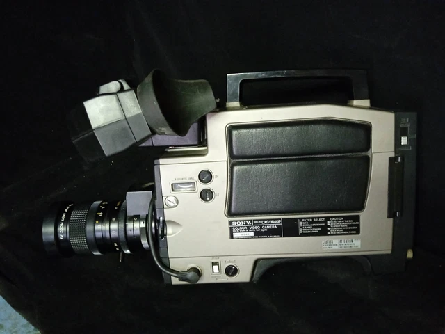 Caméra vidéo Pro Vintage, Sony DXC-M3 (collection/ accessoires) - Photo, audio & vidéo