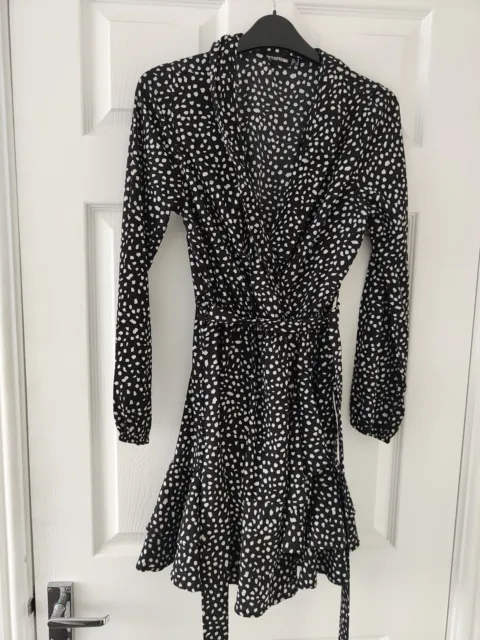 Black And White Wrap Dress Size 4 From Pretty Little Thing