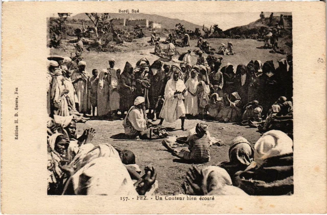 CPA AK MAROC FEZ - A Narrator Listen Well (93079)