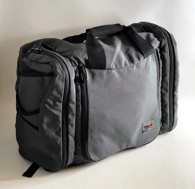 Tom Bihn Aeronaut 45L Gray Carry-On Convertible Backpack/Duffel Great Condition Tom Bihn Aeronaut 45L Gray Carry-On Convertible Backpack/Duffel Great Condition