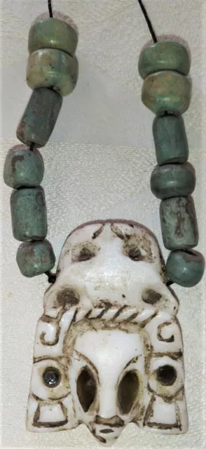 Necklace w Alien Priest w/ Obsidian eyes - Piezas de TULA