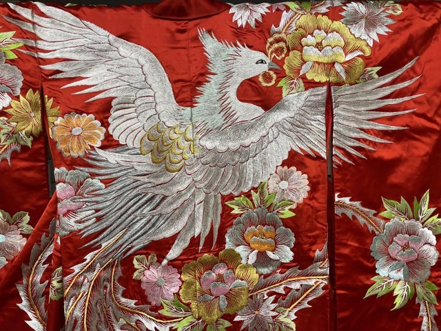 Uchikake Japanese Kimono Hatake bride kimono Classic Embroidered 2