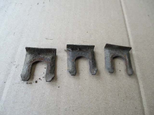 Sicherungsblech Für Bremsschlauch 500D/F/L/R/ 126