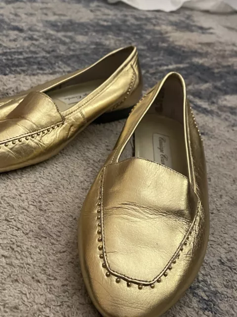 Carriage court hot sale shoes
