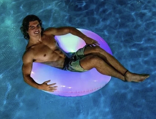 Pool Candy Illuminated Colors LED LIGHT UP 40 in Beach Pool Inner TUBE Large New