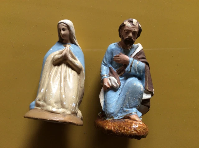 5 Santons de crèche anciens en plâtre, sans doute Devineau