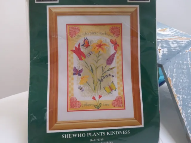 Vintage Craft Collection Limited( She Who Plants Kindness Gathers Love )