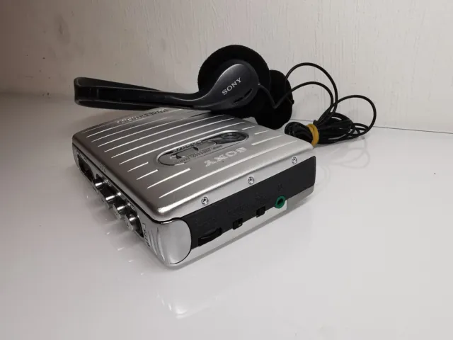 SONY WM-EX368 GROOVE Stereo Cassette Player Walkman / SONY Kopfhörer mdr-007