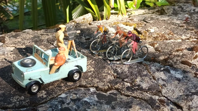 Salza Jeep Circulation Routière – Miniature Tour De France – Diecast 1/38 – France
