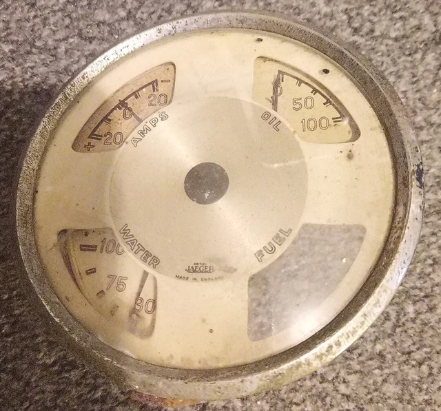 Auto d'epoca Jaeger multi calibro e staffa con vetro convesso