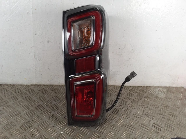 Volkswagen Transporter Rear Light / Tail Light - Passenger Side Lh Ult9383 Ll