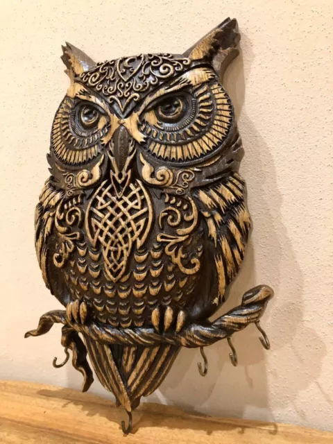 Key holder for wall Wooden carved Owl hook display Unique  OAK wood 2