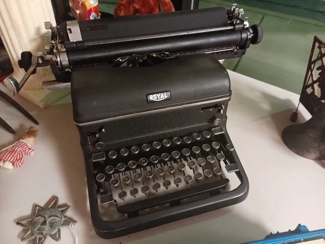 Vintage Royal Typewriter Touch Control 1930s (AS IN CONDITION)  NEEDS TO GO NOW!