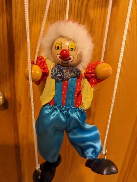 GB Retailers Clown Marionette Puppet Wooden & Cloth String Ohio NOT A TOY