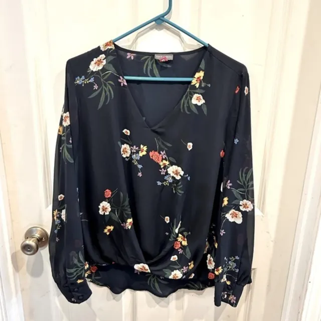 Vince Camuto Long Sleeve Floral Blouse size Large