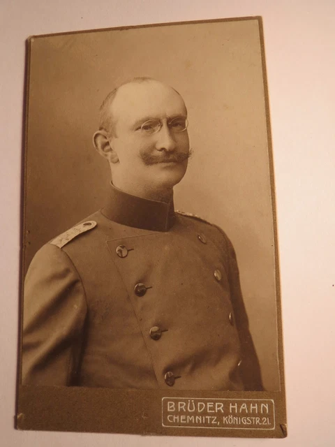 Chemnitz - Victor Scherffig als Soldat mit Bart Zwicker- Offizier ? IR 104 ? CDV