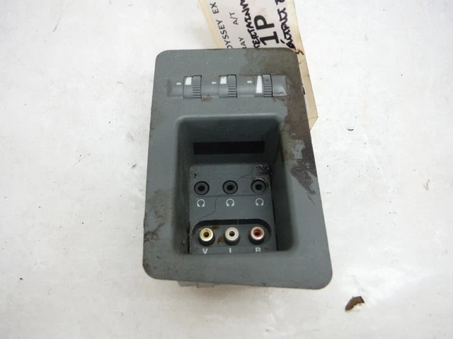 2003 Honda Odyssey Ex A/T Rear Auxillary Headphone Jack Input Output Oem 01 02