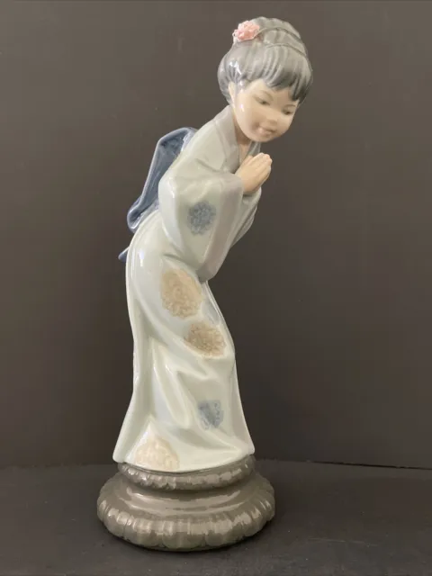 Lladro Figurine SAYONARA Japanese Geisha Girl 4989 Retired