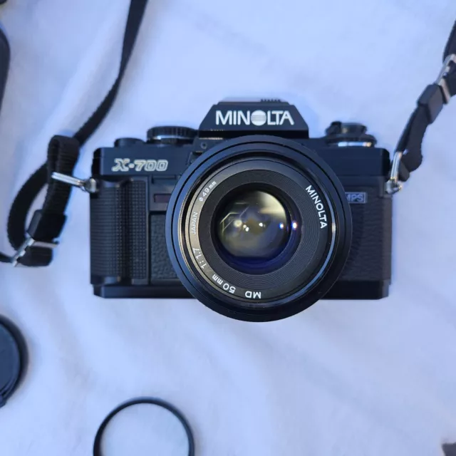 Minolta x-700 35mm Film Camera with Auto 280PX Flash Unit