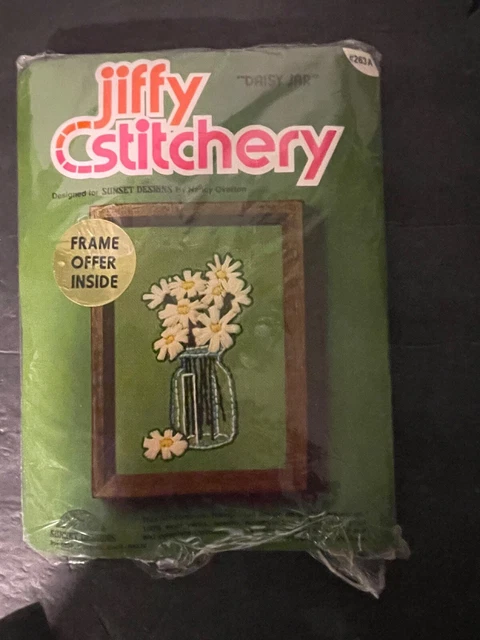 Kit de costura/bordado vintage Jiffy ""Tarro de margarita"" abierto pero sin usar
