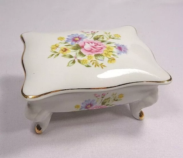 Vintage porcelain lidded, footed cigarette box - trinket, dresser or desk box