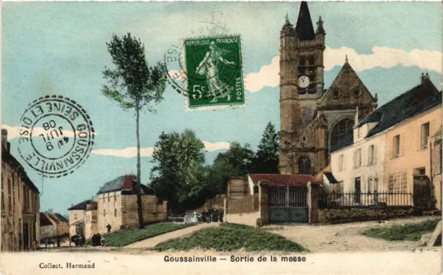 CPA GOUSSAINVILLE - Sortie de la messe (519548)