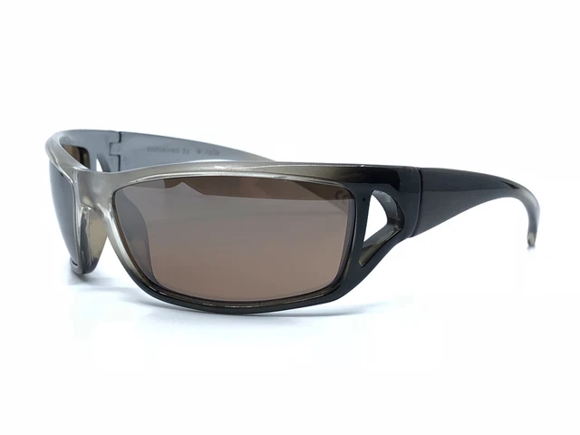 Occhiale da sole Vasco Rossi Il Blasco VR Kappa3 - Stilottica Italiana Import-Export S.r.l Occhiale da sole Vasco Rossi Il Blasco VR Kappa3 - Stilottica Italiana Import-Export S.r.l
