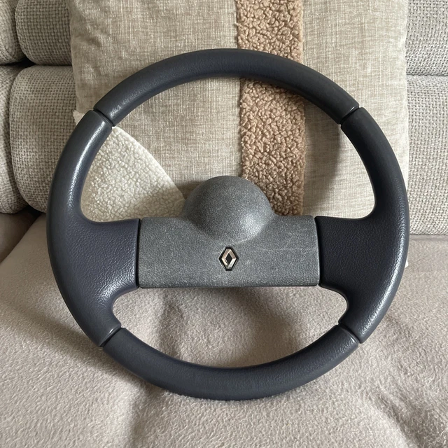 Volant Renault Wind Cabriolet - Référence 8200714849, Occasion Bon état, Kilométrage 110936 Km