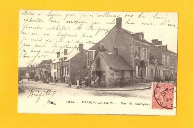 PARIGNY-les-VAUX (58) VILLAS animée / Rue de GUERIGNY en 1907