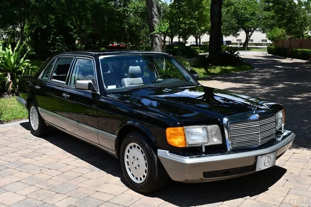 1986 Mercedes-Benz 400-Series Pristine Fully Loaded 29,427 Actual Miles!