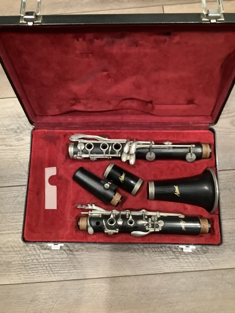 accent clarinet Good Condition With Case