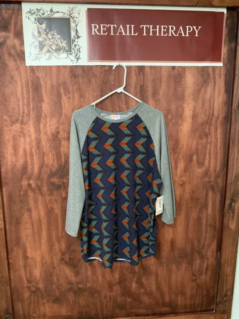 NWT Super Cute  LuLaroe 3/4 Sleeve Randy Tee 3XL