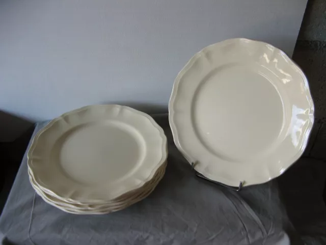 Lot de 6 grandes assiettes plates Sarreguemines de couleur ivoire vers 1940-1960