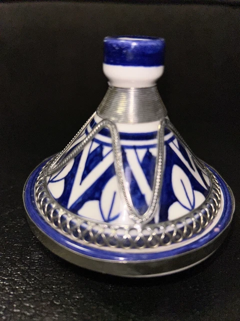 Mini tajine de terracota en miniatura marroquí con detalles metálicos 3,5"" de alto
