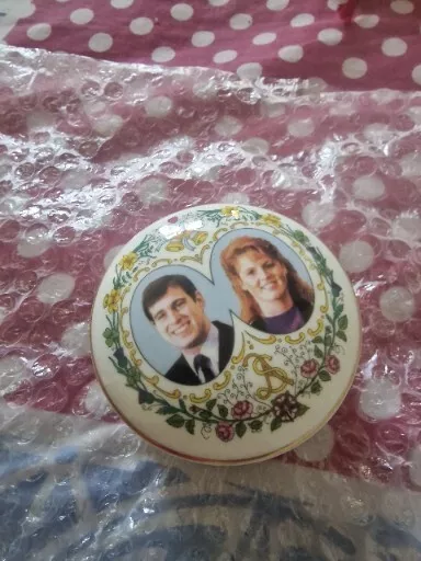 1986 Royal Wedding Sarah Ferguson Prince Andrew England Coalport Ring Box China