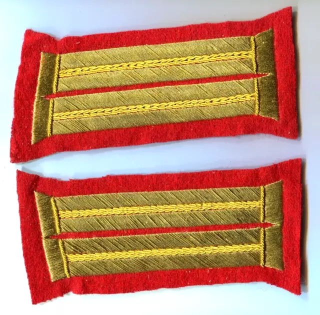 German WW1 Officer's Gold Collar Tabs on Red Wool reproduction