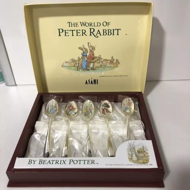 Cuchara Peter Rabbit 5 piezas juego de cubiertos color dorado cloisonne Asahi nuevo