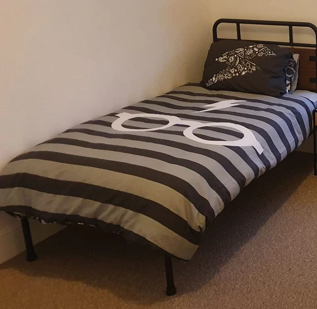 SINGLE BED WITH mattress used £25.00 PicClick UK